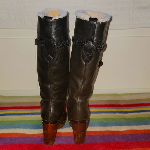 UGG SaVaNNa BLaCK LeaTHeR CloG BooTs SiZe 7 - Picture 4 of 9